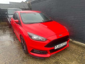 Ford Focus 2.0 TDCi ST-2 Euro 6 (s/s) 5dr