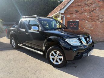 Nissan Navara 2.5 Navara Tekna dCi Auto 4WD 5dr