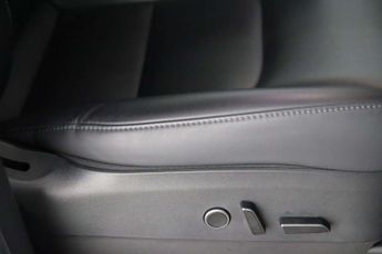 Tesla Model Y (Dual Motor) Long Range SUV 5dr Electric Auto 4WDE (384 bhp)
