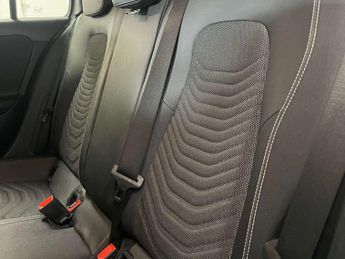 MERCEDES-BENZ A-CLASS 1.3 A 180 SE Auto 5dr