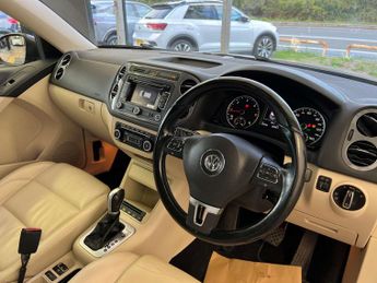 VOLKSWAGEN TIGUAN 2.0 Tiguan Match TDI BlueMotion Technology 4Motion Semi-Auto 4WD
