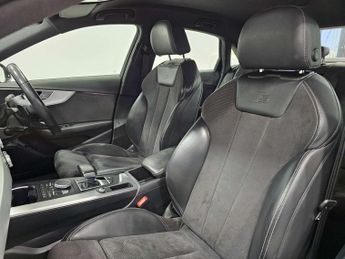 AUDI A4 2.0 A4 S Line TDI Semi-Auto 4dr