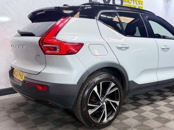 VOLVO XC40 1.5 XC40 R-Design Pro T3 Auto 5dr