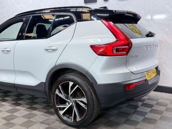 VOLVO XC40 1.5 XC40 R-Design Pro T3 Auto 5dr