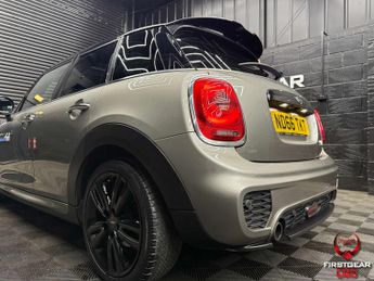MINI HATCH 1.5 Cooper Hatchback 5dr Petrol Auto Euro 6 (s/s) (136 ps)