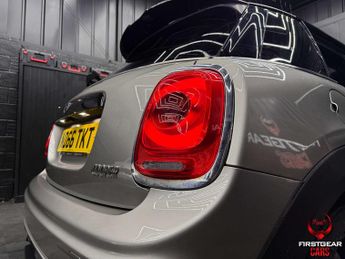 MINI HATCH 1.5 Cooper Hatchback 5dr Petrol Auto Euro 6 (s/s) (136 ps)
