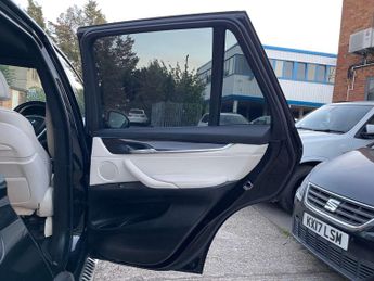 BMW X5 3.0 30d SE SUV 5dr Diesel Auto xDrive Euro 6 (s/s) (258 ps)