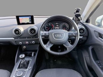 Audi A3 1.6 TDI SE Sportback 5dr Diesel Manual Euro 5 (s/s) (105 ps)