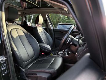 BMW 2 SERIES 2.0 220i Luxury Auto 5dr