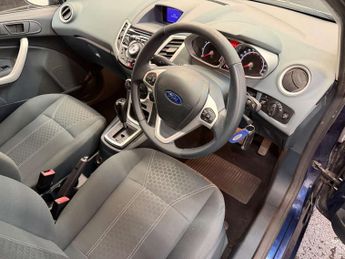 Ford FIESTA 1.4 Fiesta Titanium Auto 5dr