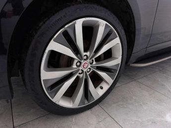 JAGUAR F-PACE 2.0 F-PACE R-Sport AWD D Auto 4WD 5dr