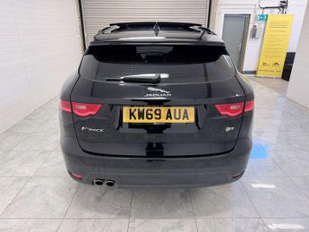 JAGUAR F-PACE 2.0 F-PACE R-Sport AWD D Auto 4WD 5dr