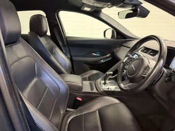 JAGUAR E-PACE 2.0 E-PACE Chequered Flag D AWD Auto 4WD 5dr