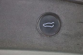 Tesla Model 3 (Dual Motor) Long Range Saloon 4dr Electric Auto 4WDE (346 ps)