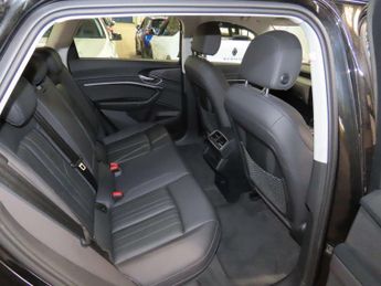 Audi e-tron 50 Technik SUV 5dr Electric Auto quattro 71.2kWh (313 ps)