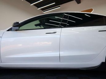 Tesla Model 3 Model 3 Performance AWD 4WD 4dr