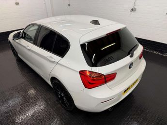 BMW 1 Series 1.5 118i Sport Auto 5dr