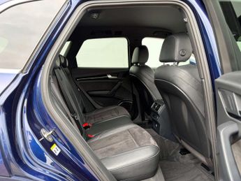 Audi Q5 2.0 Q5 S Line TFSI Quattro Semi-Auto 4WD 5dr