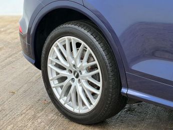 Audi Q5 2.0 Q5 S Line TFSI Quattro Semi-Auto 4WD 5dr