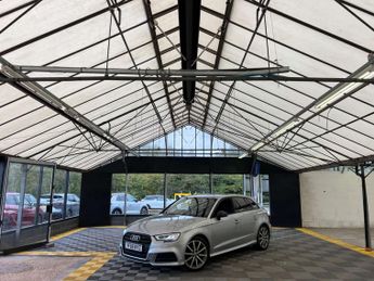 Audi A3 1.5 A3 Sportback 35 TFSI Black Edition Semi-Auto 5dr