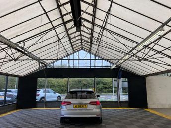 AUDI A3 1.5 A3 Sportback 35 TFSI Black Edition Semi-Auto 5dr