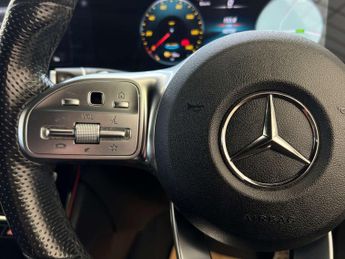 MERCEDES-BENZ EQC EQC 400 AMG Line 4Matic 4WD 5dr