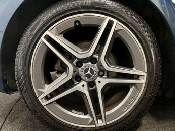 MERCEDES-BENZ A-CLASS 1.3 A 180 AMG Line Executive Auto 5dr