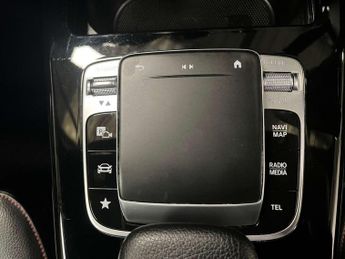 MERCEDES-BENZ A-CLASS 1.3 A 180 AMG Line Executive Auto 5dr