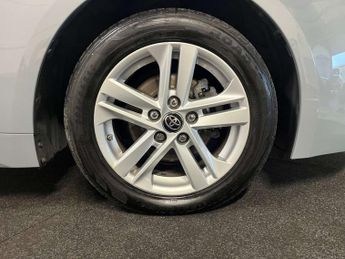 TOYOTA COROLLA 1.8 Corolla Icon HEV CVT 5dr