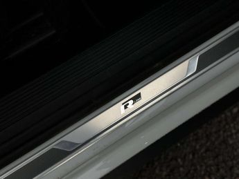 VOLKSWAGEN T-ROC 1.5 T-Roc R-Line TSi Evo Semi-Auto 5dr