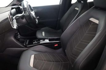 Vauxhall Mokka Electric 50kWh Ultimate SUV 5dr Electric Auto (136 ps)