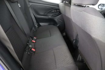 Toyota Yaris 1.5 VVT-h Icon Hatchback 5dr Petrol Hybrid E-CVT Euro 6 (s/s) (1