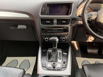 Audi Q5 2.0 TDI S line Plus SUV 5dr Diesel S Tronic quattro Euro 6 (s/s)