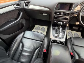 Audi Q5 2.0 TDI S line Plus SUV 5dr Diesel S Tronic quattro Euro 6 (s/s)