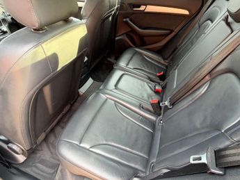 Audi Q5 2.0 TDI S line Plus SUV 5dr Diesel S Tronic quattro Euro 6 (s/s)
