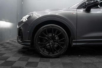 AUDI Q3 2.0 Q3 Vorsprung 40 TFSI Quattro Semi-Auto 4WD 5dr