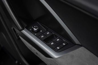 AUDI Q3 2.0 Q3 Vorsprung 40 TFSI Quattro Semi-Auto 4WD 5dr