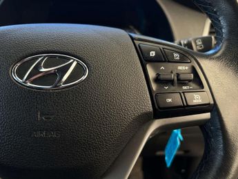 HYUNDAI TUCSON 1.7 Tucson SE Nav Blue Drive 2WD CRDi Semi-Auto 5dr