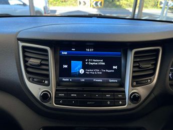 HYUNDAI TUCSON 1.7 Tucson SE Nav Blue Drive 2WD CRDi Semi-Auto 5dr