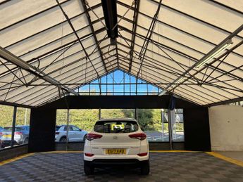 HYUNDAI TUCSON 1.7 Tucson SE Nav Blue Drive 2WD CRDi Semi-Auto 5dr