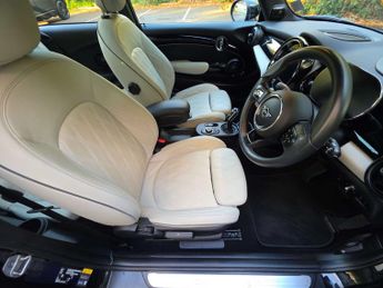 MINI HATCH Cooper S Electric Level 3 3dr
