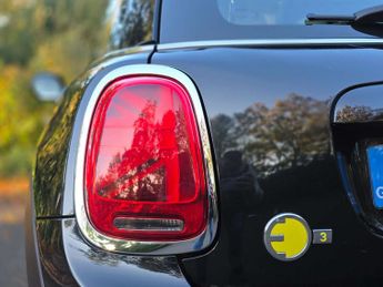 MINI HATCH Cooper S Electric Level 3 3dr