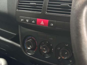 Vauxhall COMBO 1.2 Combo 2000 L1H1 CDTi