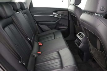 Audi e-tron 50 Technik SUV 5dr Electric Auto quattro 71.2kWh (313 ps)