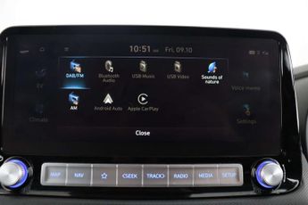Hyundai KONA 64kWh Premium SUV 5dr Electric Auto (10.5kW Charger) (204 ps)