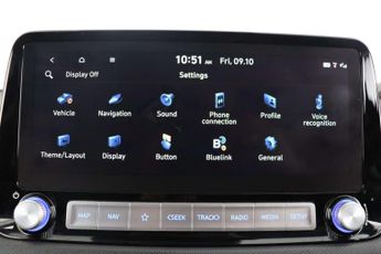 Hyundai KONA 64kWh Premium SUV 5dr Electric Auto (10.5kW Charger) (204 ps)