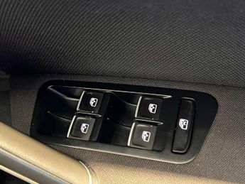 Volkswagen Golf 2.0 TSI GTI Hatchback 5dr Petrol DSG Euro 6 (s/s) (230 ps)