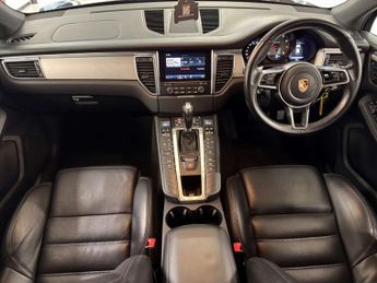 PORSCHE MACAN 3.0 Macan S Semi-Auto 4WD 5dr