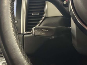 PORSCHE MACAN 3.0 Macan S Semi-Auto 4WD 5dr