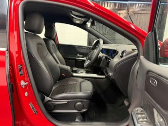 Mercedes-Benz B-CLASS 2.0 B 200 Sport Executive D Auto 5dr